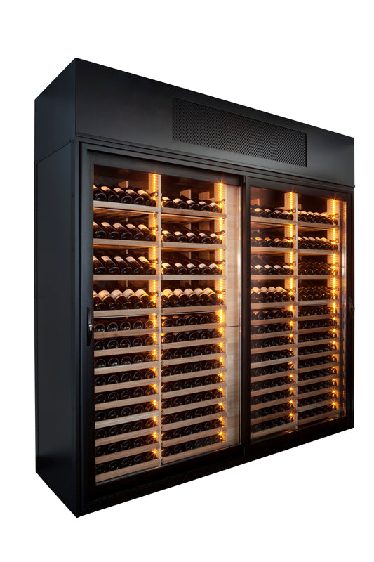 Wine wall with Standard Racking